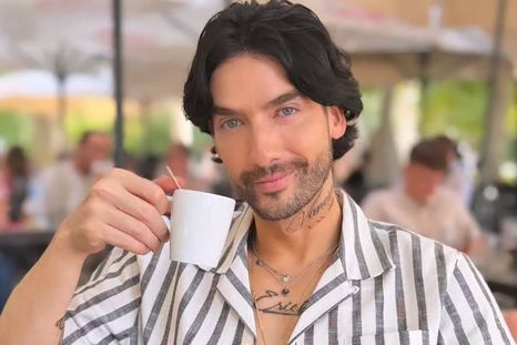 El actor colombiano Carlos Torres. Foto: @carlos1torres1 en Instagram