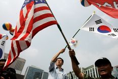 EEUU y Corea del Sur estrechan más sus lazos. Foto: Político.eu EEUU y Corea del Sur estrechan más sus lazos. Foto: Político.eu