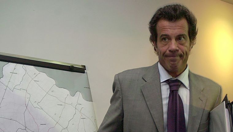 Paul Starc, el nuevo titular de la UIF. Paul Starc, el nuevo titular de la UIF.