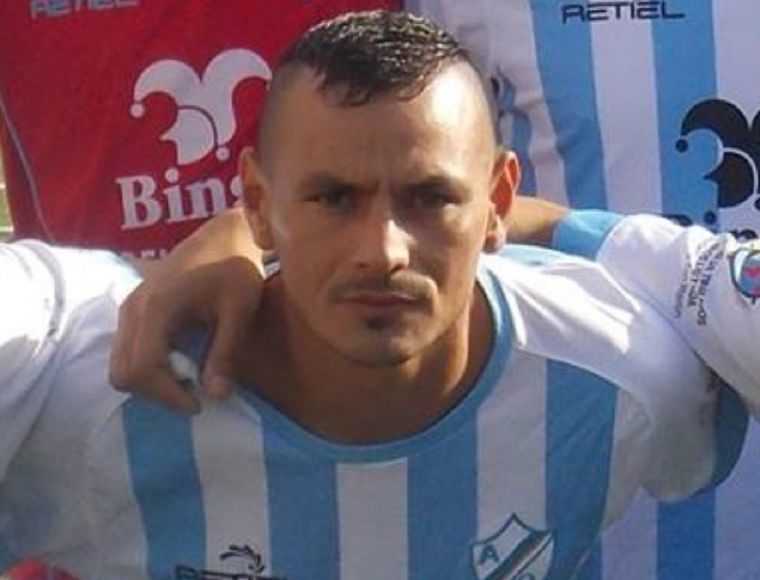 Tello disputó 291 partidos con la camiseta del Mate.