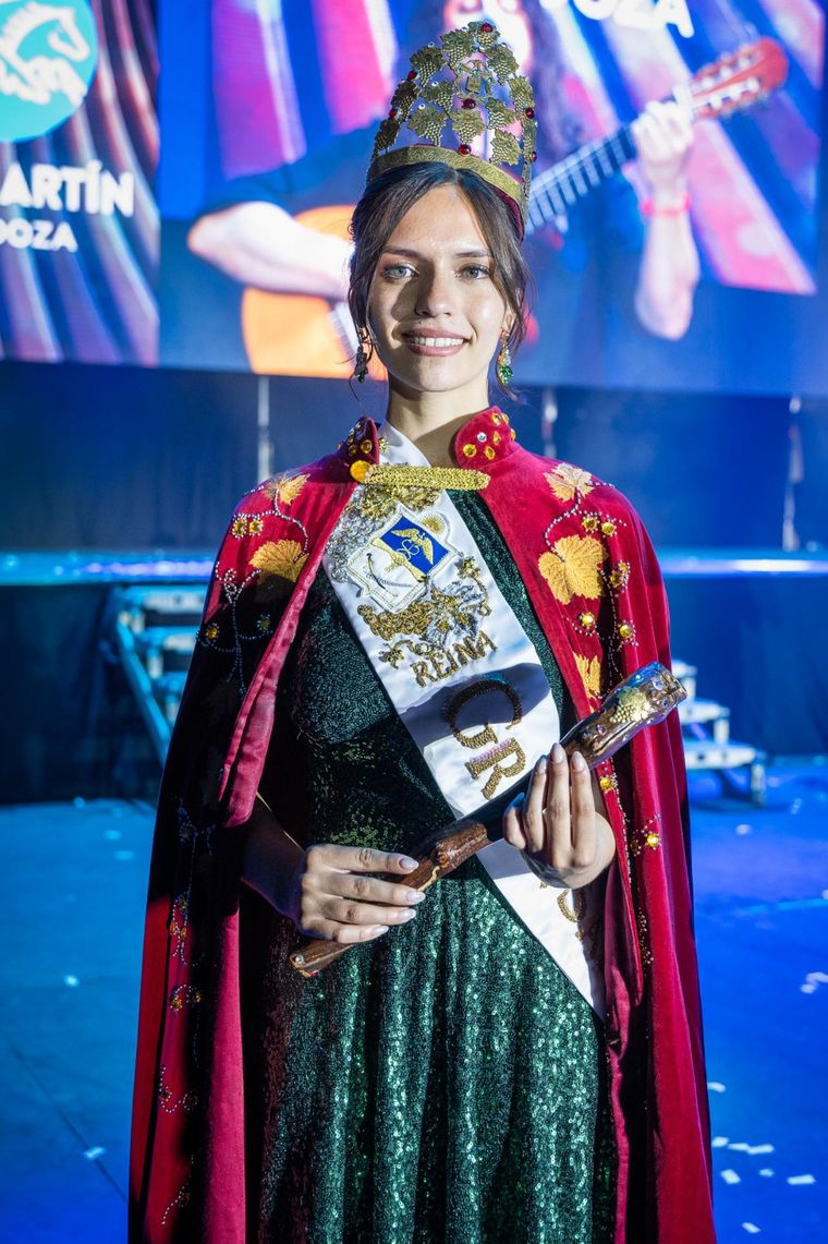 Lucía es la flamante reina de San Martín.&nbsp;