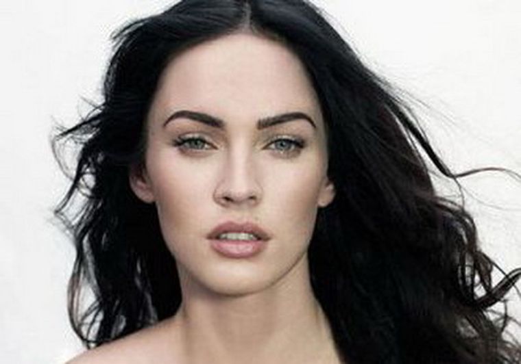 Megan Fox, promociona su último film Jennifers Body. Foto: Agencias