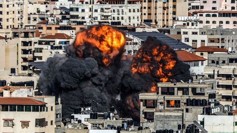 Una delegación egipcia está intentando lograr un alto el fuego en Gaza. Foto: GETTY IMAGES