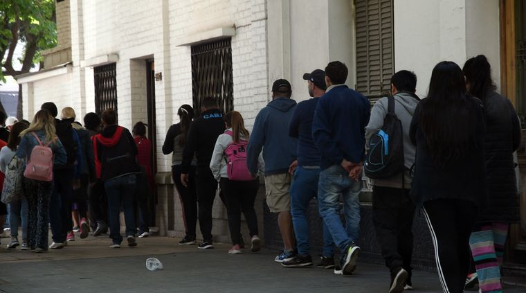 La Anses paga las distintas ayudas y beneficios según la terminación del DNI.&nbsp;