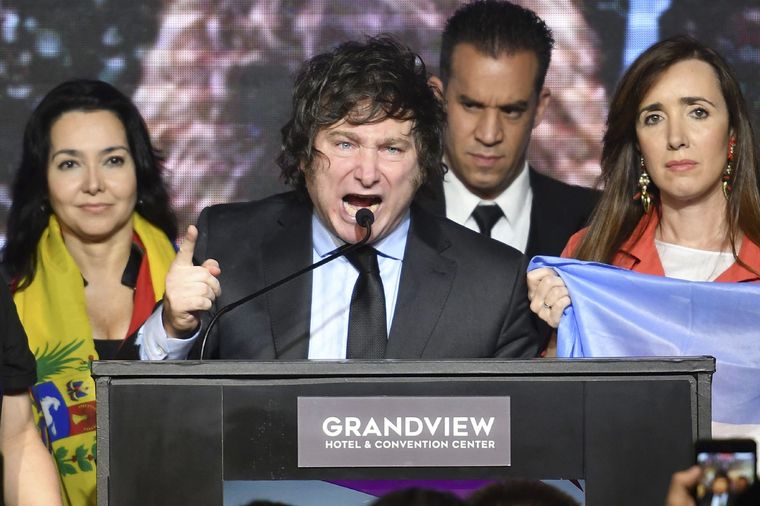 Milei dijo que le dará una clase a Elisa Carrió Foto: Telam