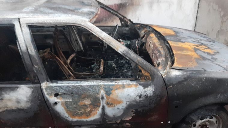 Así quedó el vehículo de la familia