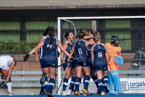 Mendoza fue subcampeona en damas en el Argentino de Selecciones de hockey sobre césped. Mendoza fue subcampeona en damas en el Argentino de Selecciones de hockey sobre césped.