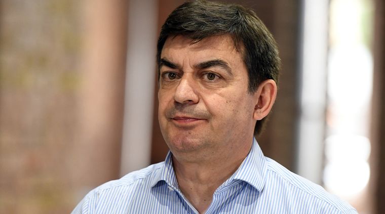 El candidato a gobernador de La Unión Menocina apuntó contra el gobernador por la propuesta de creación del programa de Transformación Digital. Foto: ALF PONCE MERCADO / MDZ