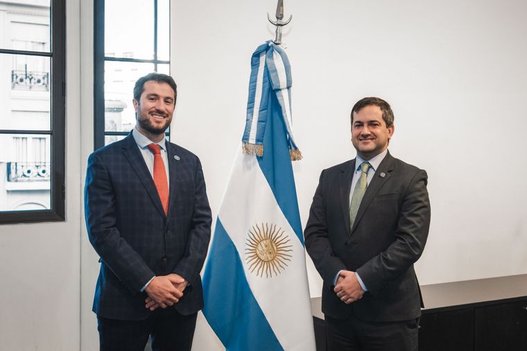 Ignacio Yacobucci y Manuel Tessio Ignacio Yacobucci (a la derecha), el presidente de la UIF que podría dejar su cargo en las próximas horas. Foto: Unidad de Información Financiera