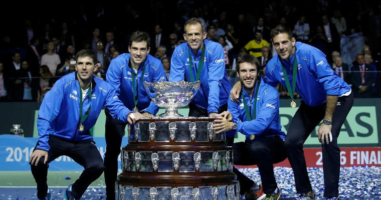 En 2016, Argentina logró alzar el trofeo.
