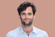 Foto: https://parade.com/1279107/anniezaleski/penn-badgley-wife/