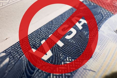 El consulado de Estados Unidos volvió a colocar la entrevista presencial como paso central del trámite de visa. El consulado de Estados Unidos volvió a colocar la entrevista presencial como paso central del trámite de visa.