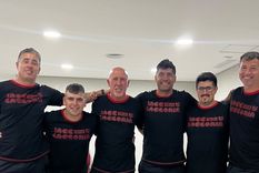 El Gato Oldrá festejó con su cuerpo técnico por la clasificación a los playoffs. Foto: Instagram Nicolás Olmedo