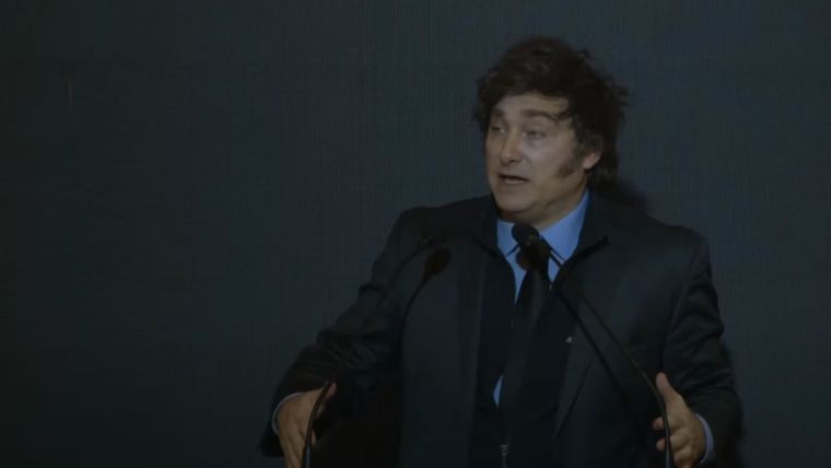 Javier Milei ante empresarios en el almuerzo del CICYP.