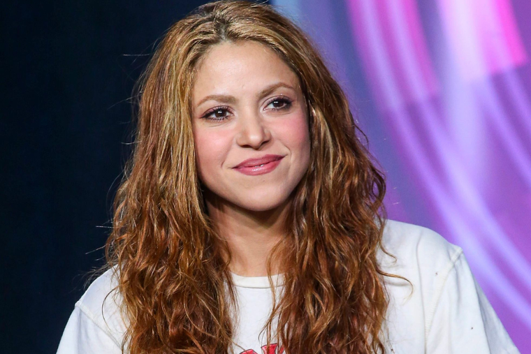 SHAKIRA ESTUDIÓ DOS CARRERAS. LA CANTANTE SE RECIBIÓ HACE MUY POCO TIEMPO.