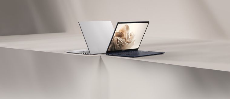 ASUS Zenbook 14 UX3405. ASUS Zenbook 14 UX3405.
