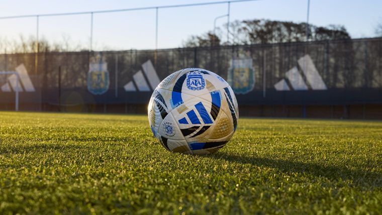 La actividad del fútbol argentino se verá suspendida entre el jueves 5 y el domingo 8 de marzo en todas sus categorías. La actividad del fútbol argentino se verá suspendida entre el jueves 5 y el domingo 8 de marzo en todas sus categorías.
