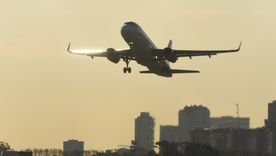 La disputa por el mercado aéreo crece y las low cost buscan ganar espacio en un negocio que tiene a Aerolíneas Argentinas como principal jugador Foto: Juan Mateo Aberastain Zubimendi / MDZ.