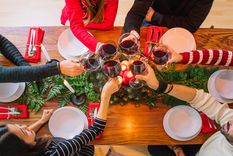 La tradición de celebrar navidad es una de las más antiguas, tiene raíces en festividades romanas y un simbolismo ancestral vinculado al solsticio de invierno. Foto: Shutterstock