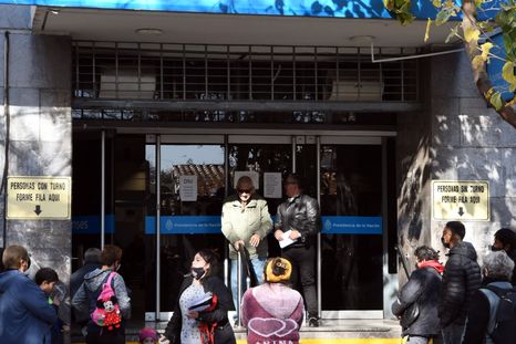 Anses entra en la última etapa de pagos para jubilaciones mínimas y AUH. Anses entra en la última etapa de pagos para jubilaciones mínimas y AUH.