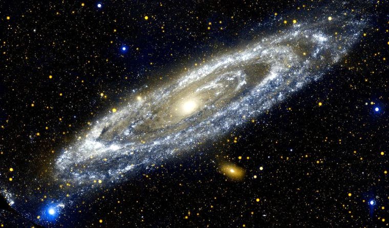 Una representación acerca de cómo se supone que luce la Vía Láctea. Foto: Efe.