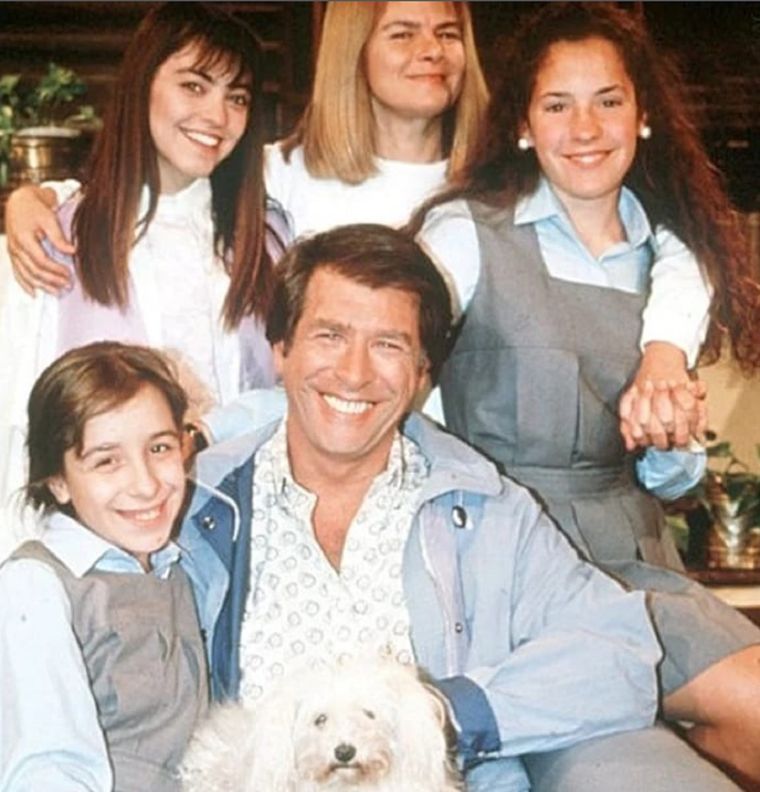 ¡Grande Pá! se emitió en Telefe. ¡Grande Pá! se emitió en Telefe.