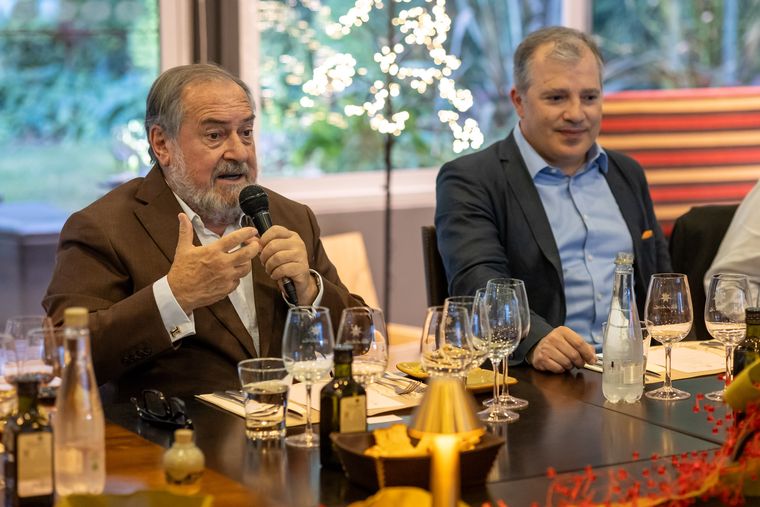 Escuchar a Michel Rolland, un verdadero privilegio. Escuchar a Michel Rolland, un verdadero privilegio.