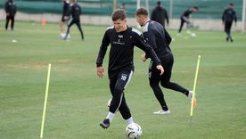 Facundo Lencioni habló de su futuro en Gimnasia y Esgrima y admitió que todavía no hubo contactos con la dirigencia. Facundo Lencioni habló de su futuro en Gimnasia y Esgrima y admitió que todavía no hubo contactos con la dirigencia.