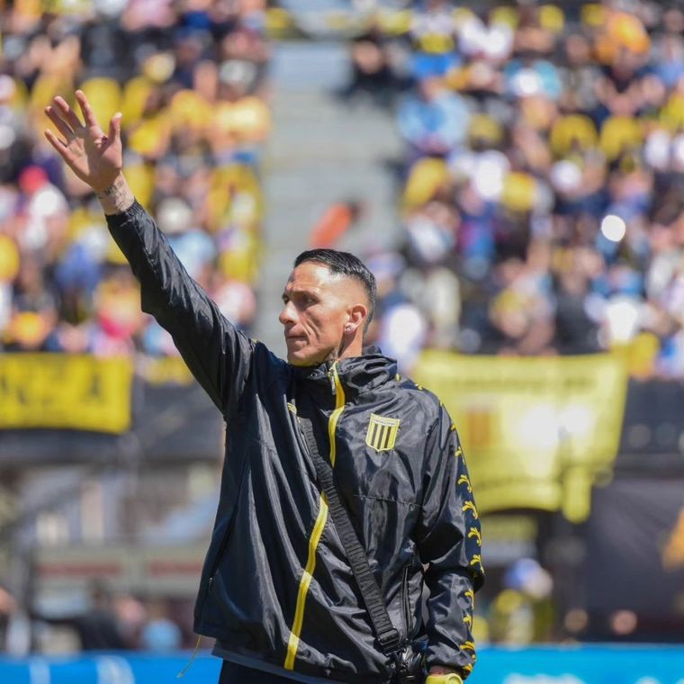 Pablo Migliore disparó fuertemente contra Juan Román Riquelme.