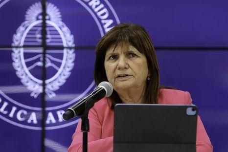 Un informe del Gobierno estadounidense confirmó que el Ministerio de Seguridad estaba al tanto de los delitos de Machado. Un informe del Gobierno estadounidense confirmó que el Ministerio de Seguridad estaba al tanto de los delitos de Machado.