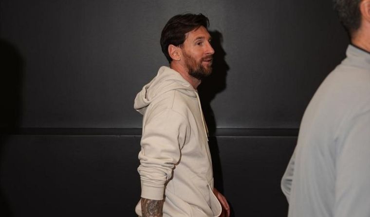 Messi llegó a New Orleans para ver el Super Bowl junto a sus hijos. Foto: @NFL