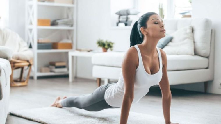 El yoga te ayudará a relajar los músculos. El yoga te ayudará a relajar los músculos. 
