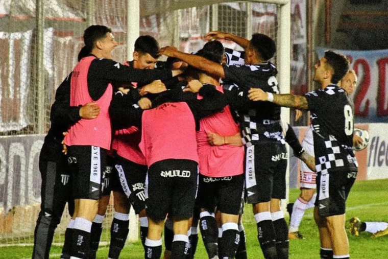 GImnasia tendrá dos bajas de renombre para el duelo ante Temperley. Foto: Prensa GyE