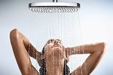 La ducha no debe durar más de 3 minutos. Foto: 100RAdios.