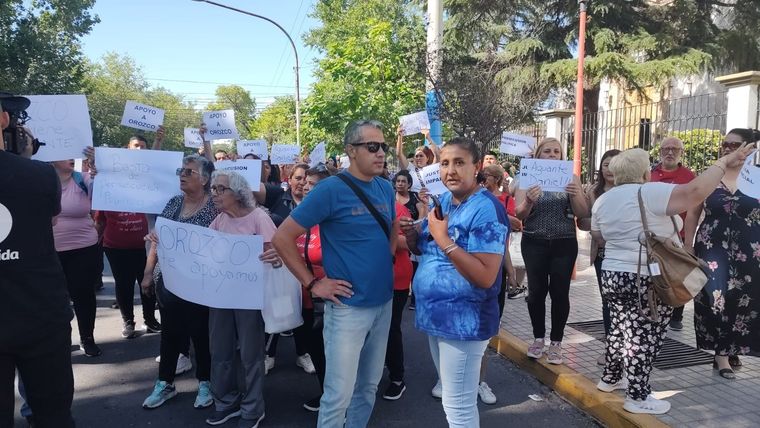 Manifestantes se acercaron a apoyar a Daniel Orozco. Foto: MDZ