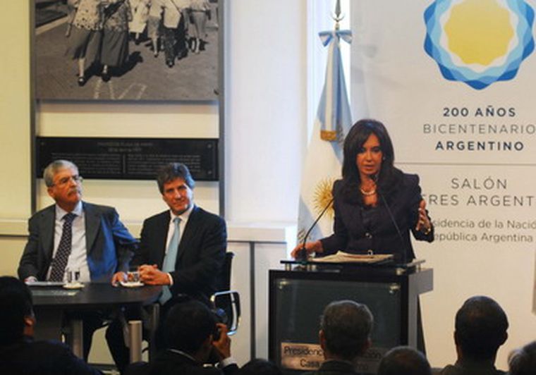 La presidenta Kirchner y el ministro Baudou. Foto: Télam