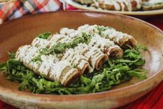 Deléitate con esta fácil receta de tortillas de atún y calabacines Foto: Shutterstock