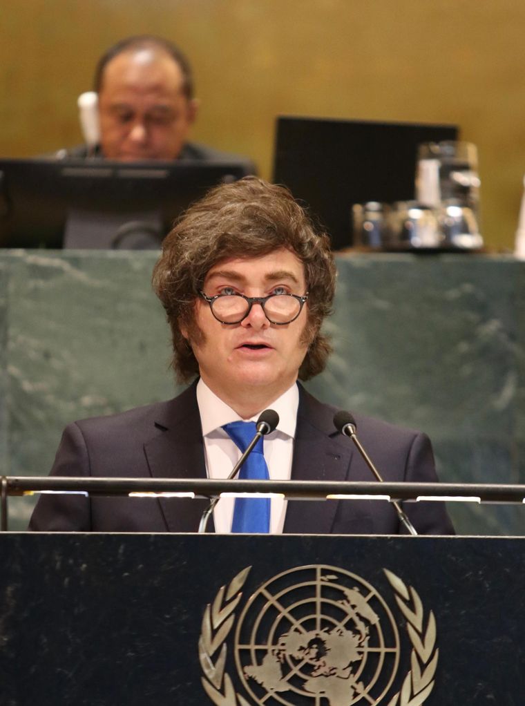 Javier Milei quedó en la mira de la justicia tras el decreto que eliminó las retenciones.