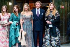 Guillermo y Máxima de los Países Bajos tratan de dar un buen ejemplo a sus hijos. Foto: Instagram @koninklijkhuis