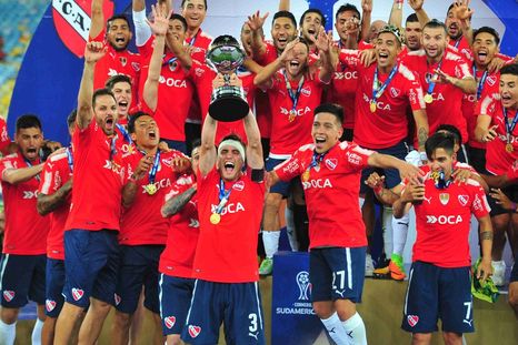 Independiente va a la carga por un campeón de la Sudamericana 2017 en el Maracaná. Independiente va a la carga por un campeón de la Sudamericana 2017 en el Maracaná.