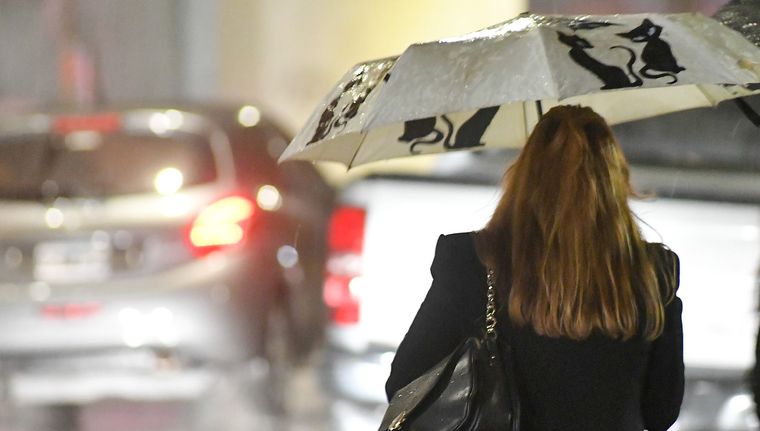 Pronostican lluvias y tormentas en gran parte del país. Foto: NA