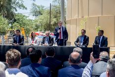 Gerardo Zamora tomó el micrófono Foto: Télam