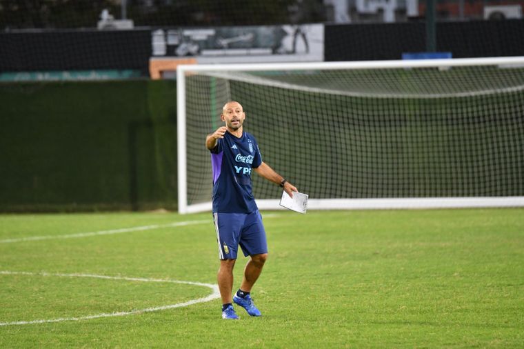 Javier Mascherano en el entrenamiento de ayer. Foto: @Argentina