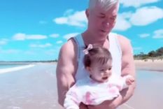 Barby Franco mostró junto a Fernando Burlando la tierna reacción de Sarah en el mar La hija de la modelo y el abogado cumplirá un año en unos días