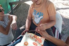 En La Equitana, niños y niñas aprenden nuevas habilidades gracias a la equinoterapia y las clases de apoyo que se brindan en el centro educativo social Foto: Gentileza