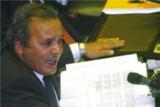 El candidato a diputado tenía una gran experiencia en la política.