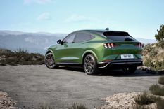 Ford Mustang Mach-E 2025