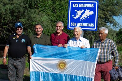 MDZol | Loa Veteranos de guerra, Francisco Scarpitto, Hugo Quiroga, Miguel Fonseca, Rubén Abalos Aliaga y Angel Camut Foto: Juan de Sousa