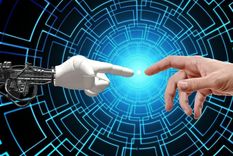 Una dependencia excesiva en soluciones tecnológicas sin las reservas adecuadas puede conducir a resultados poco éticos que pongan a ciertos grupos o individuos en desventaja.  Foto: MDZ