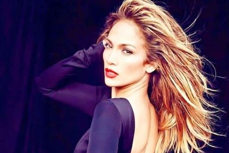 Las Nike más buscadas durante esta temporada y JLo las luce perfectas